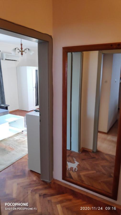 Unique Location Apartment With Parking Burgas Stad Buitenkant foto